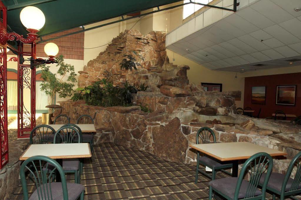 Clarion Inn Fort Collins Exterior foto